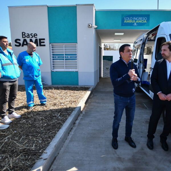 Watson y Kreplak inauguraron la base SAME de Bosques Norte