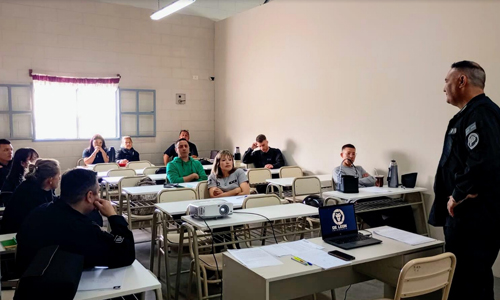 Primer Taller básico de fotografía para agentes del Complejo Penitenciario Florencio Varela