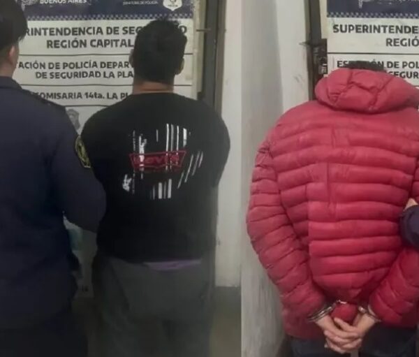 Cayó banda que vendía licencias de conducir truchas: dos detenidos en una imprenta de Quilmes