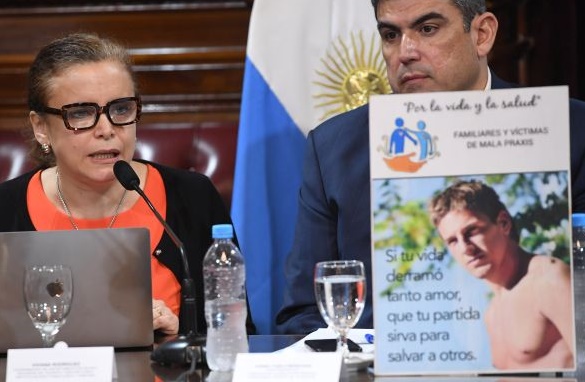 Con un dramático relato del caso testigo, arrancó finalmente en el Senado el debate de la ley Nicolás