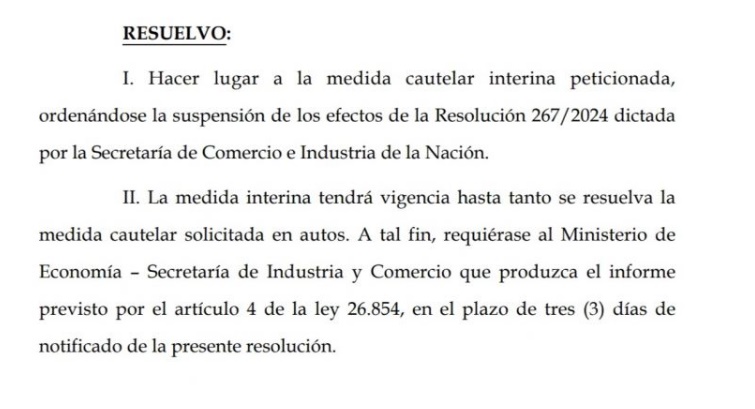 Suspenden la resolución que impide a los municipios cobrar tasas en las facturas de servicios