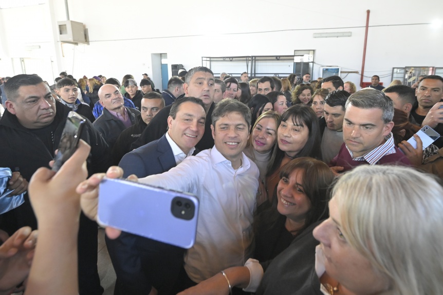 En Florencio Varela Kicillof encabezó la presentación del programa “Escuelas Cuidadas”