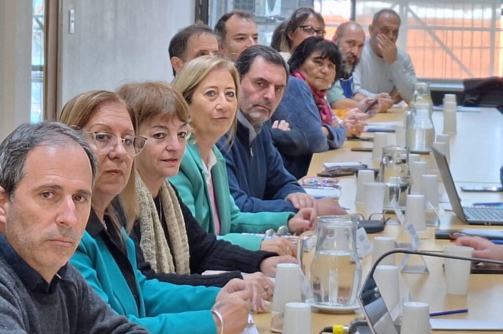 Estatales bonaerenses retoman la discusión salarial esta semana