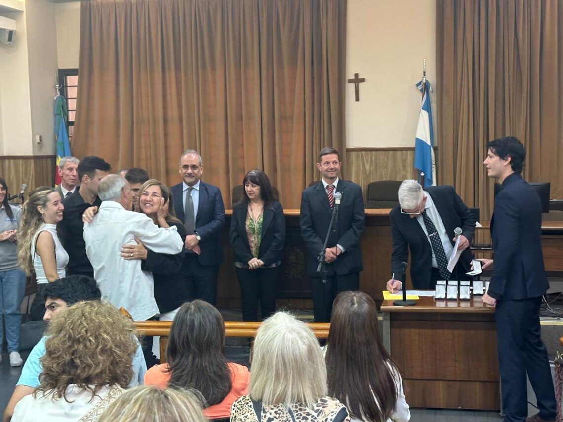 Reconocimiento y medallas a miembros del Poder Judicial de Quilmes con 30 y 40 años de servicio