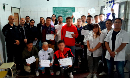 Cierre del Taller de prevención y promoción de consumos problemáticos en la Unidad N° 23 de Florencio Varela