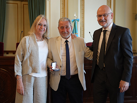 Entrega de medallas al personal judicial en reconocimiento a la trayectoria