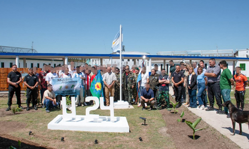 Excombatientes visitaron el pabellón Gran Malvina y compartieron una jornada histórica en una cárcel de Florencio Varela