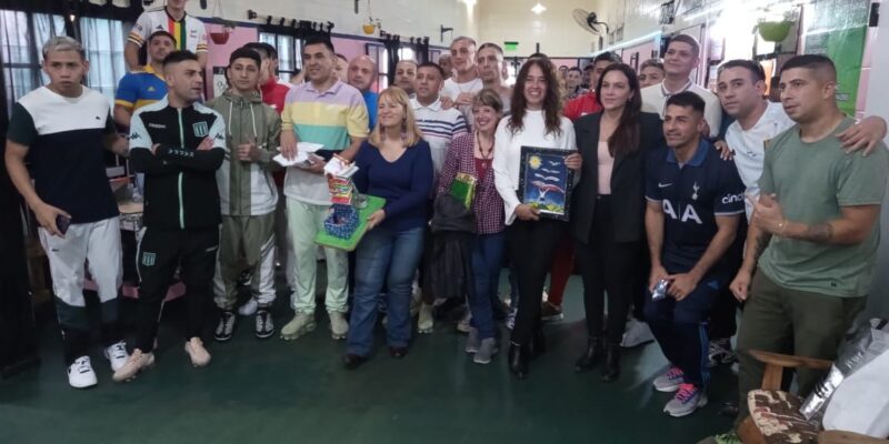 Cierre de taller literario en la Unidad N° 43 de González Catán