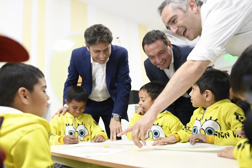 Kicillof y Andrés Watson inauguraron un jardín y acordaron reactivar obras educativas paralizadas por Nación