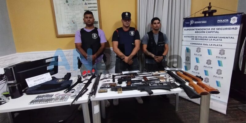 Cayó banda en La Plata que alquilaba armas por las redes: tenían un arsenal