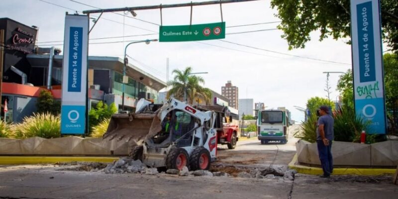 Avanza el plan de bacheo de hormigón en calles y avenidas de Quilmes con financiamiento municipal