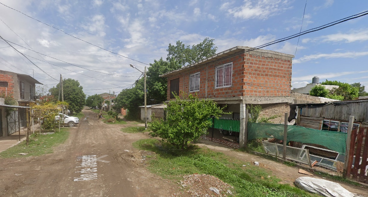 Amenazó con volar la casa al sentarse encima de una garrafa y exigir la presencia de su expareja y sus hijas: quedó detenido en Florencio Varela