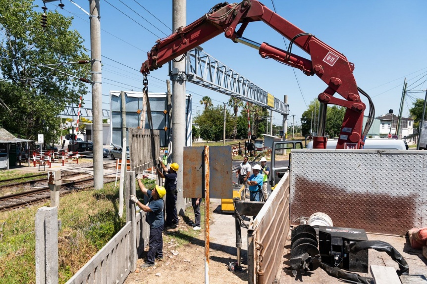 Comenzó la instalación de cerramiento perimetral en las estaciones de trenes en Quilmes