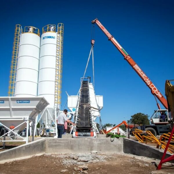 Quilmes: construcción de la planta municipal de hormigón entró en su etapa final