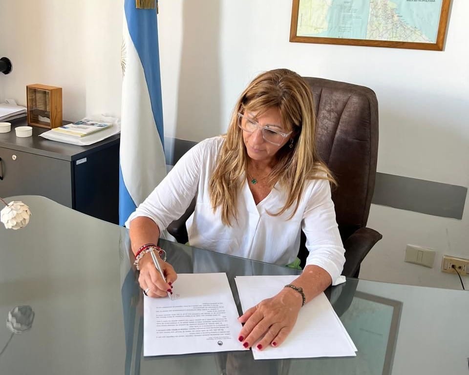 Presentan un proyecto para que chicos sin cuidados vivan en hogares familiares temporales