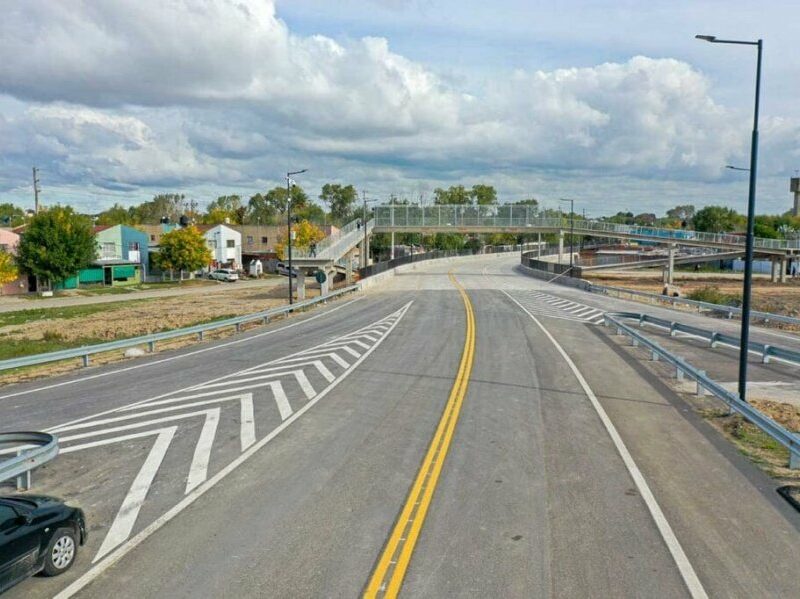 Renombraron la avenida 520 como Papa Francisco en La Plata