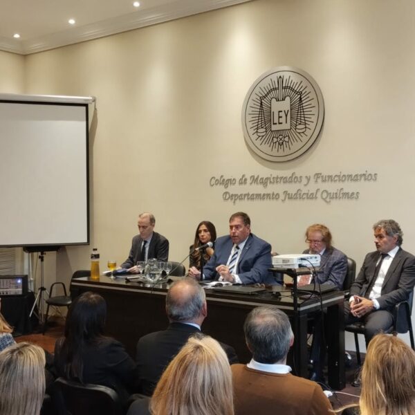 Colegio de Magistrados de Quilmes: disertaron los jueces de Casación de la Provincia