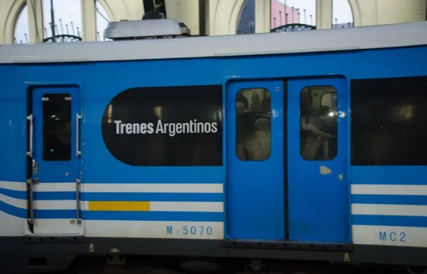 El Gobierno anunció 1900 despidos en Trenes Argentinos