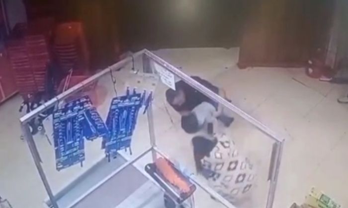 Policía salvó la vida de un bebé que se estaba ahogando en Ingeniero Allan
