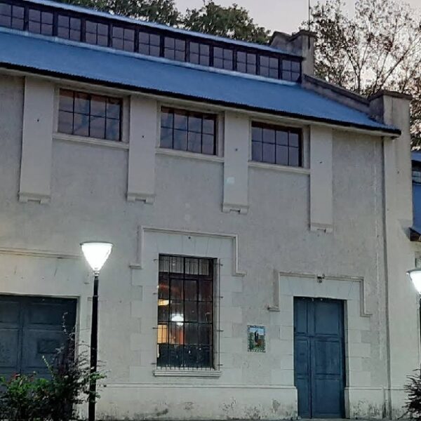 La muestra de la UNQ “Mundos interiores” se presenta en el CPA Leonardo Favio