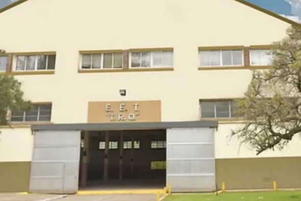 La Subsecretaría de Ambiente de Nación realizó una inspección para analizar las condiciones en la EEST 7 de Quilmes