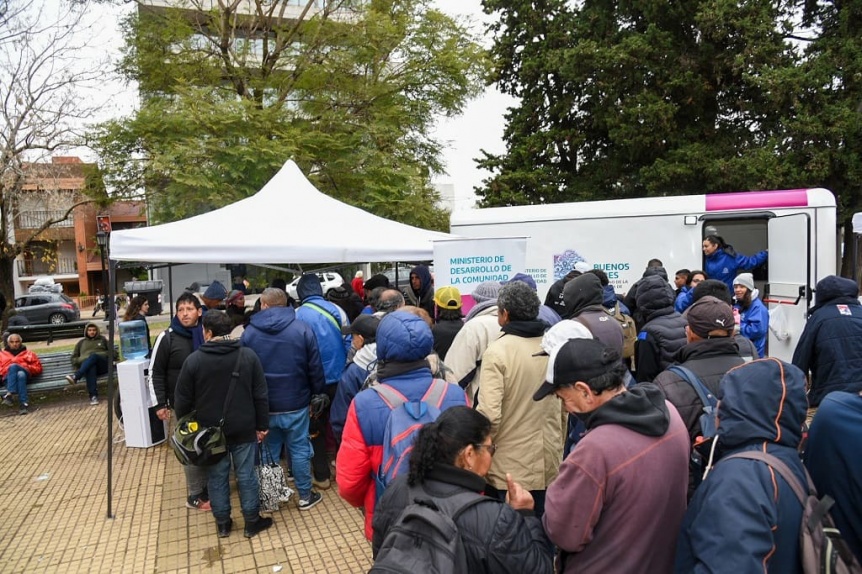 La Provincia puso en marcha la campaña invierno con operativos para personas en situación de calle