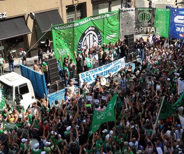 La Justicia laboral suspendió el decreto que eliminaba el feriado por el Día del Trabajador del Estado