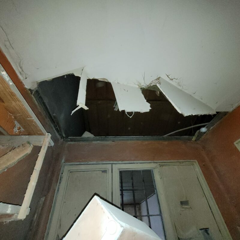 Tensión en la Unidad N° 32 de Florencio Varela: internos intentaron tomar la cárcel y destrozaron las instalaciones