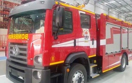 Los Bomberos de Bernal lanzaron campaña para comprar equipos de respiración autónoma