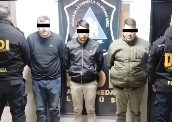 Robaban en el estacionamiento del Alto Avellaneda con un inhibidor satelital