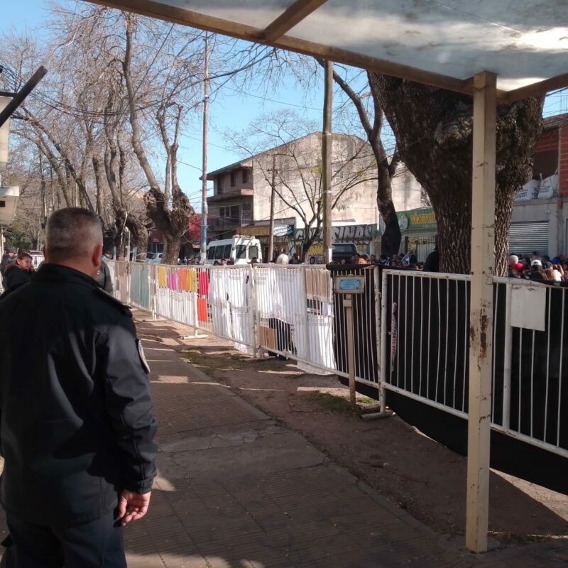 Organizaciones sociales de Varela marcharon al Juzgado de Garantías N° 8