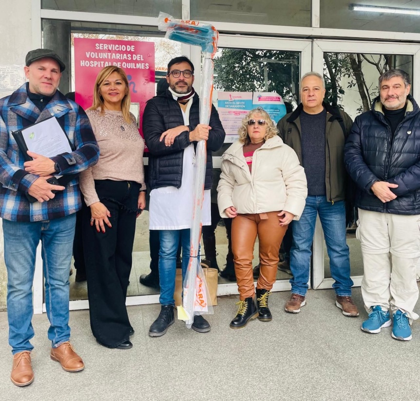 Hospital Iriarte: el grupo Fraternitas donó instrumental a Neonatología y lo entregó la Cooperadora