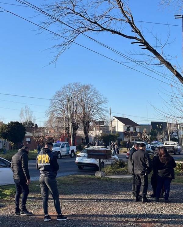 Ladrón abatido y otro detenido al enfrentarse a policías federales en intento de robo en Quilmes Oeste