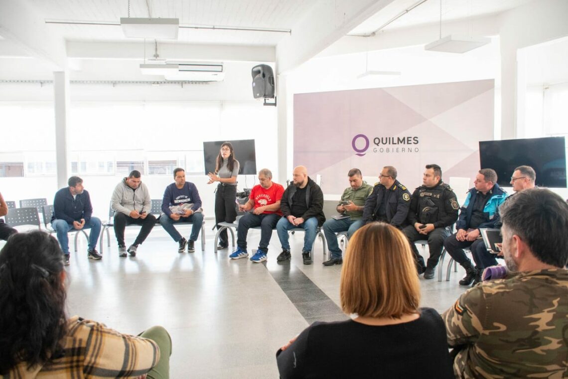 Reclamo de seguridad en Solano por recientes robos y reunión de los vecinos con autoridades policiales y de la Comuna