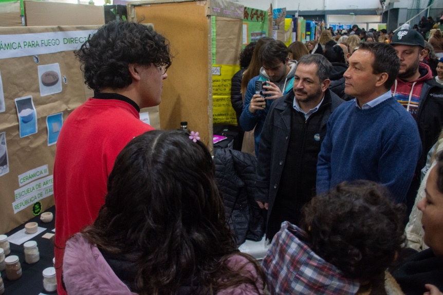 Proyectos estratégicos en la feria distrital de Educación, Ciencias y Tecnología de Florencio Varela