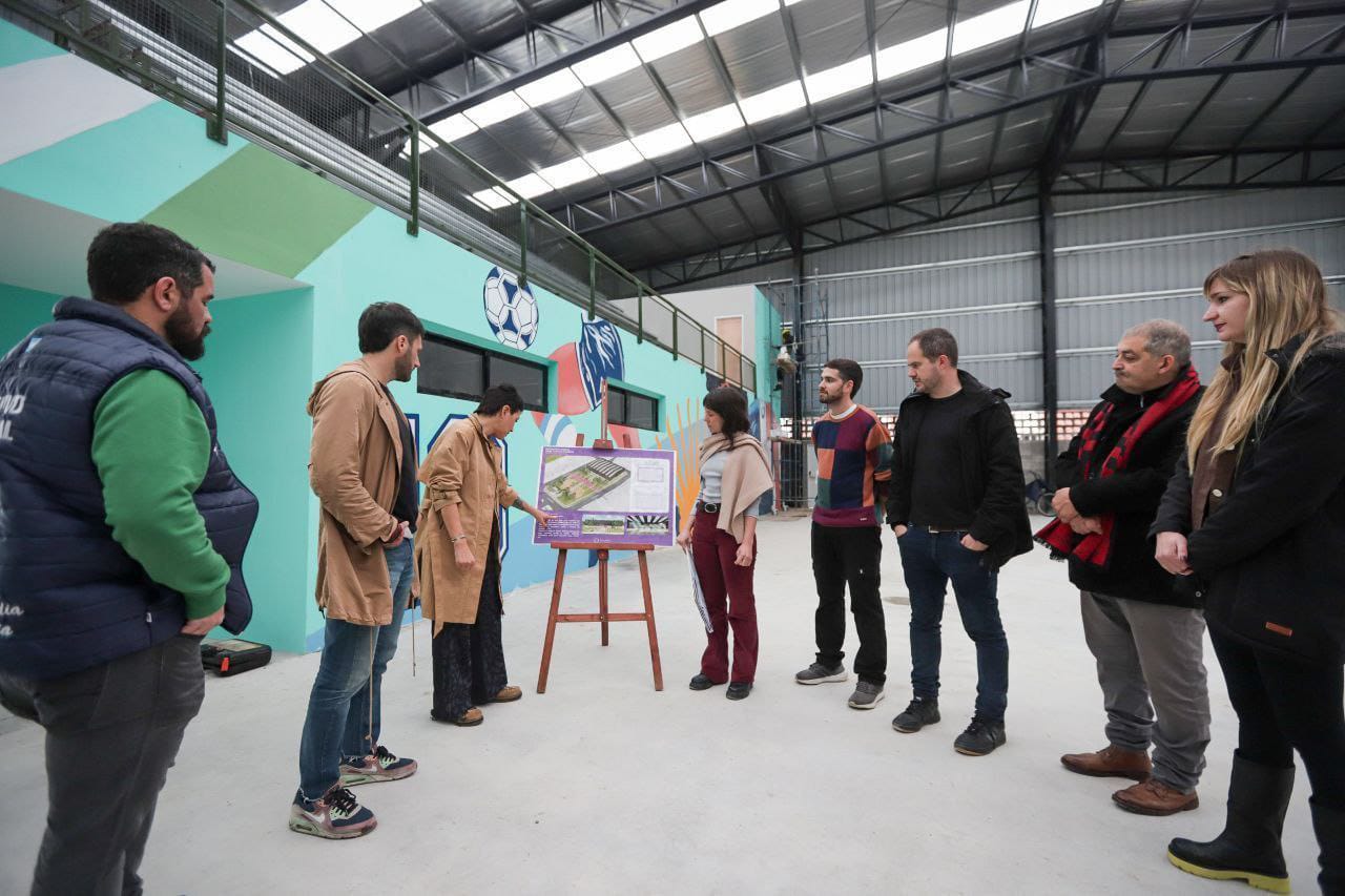 Avanza el Polideportivo Diego Armando Maradona en el Barrio Kolynos de Quilmes Oeste