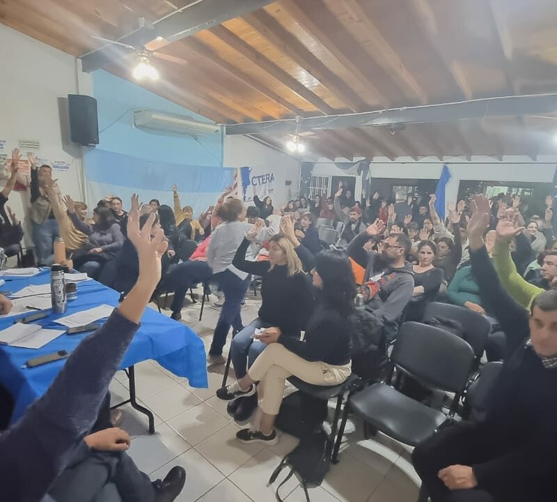 Docentes bonaerenses aceptaron la propuesta de aumento salarial: 5% trimestral