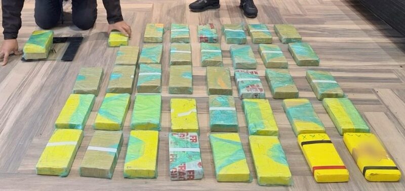 Secuestros, extorsión, armas y narcotráfico: detenidos en allanamientos en el Conurbano Sur