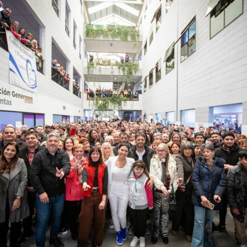 Mayra Mendoza encabezó el acto institucional por los 359 años de la ciudad: “siempre voy a estar trabajando por Quilmes”