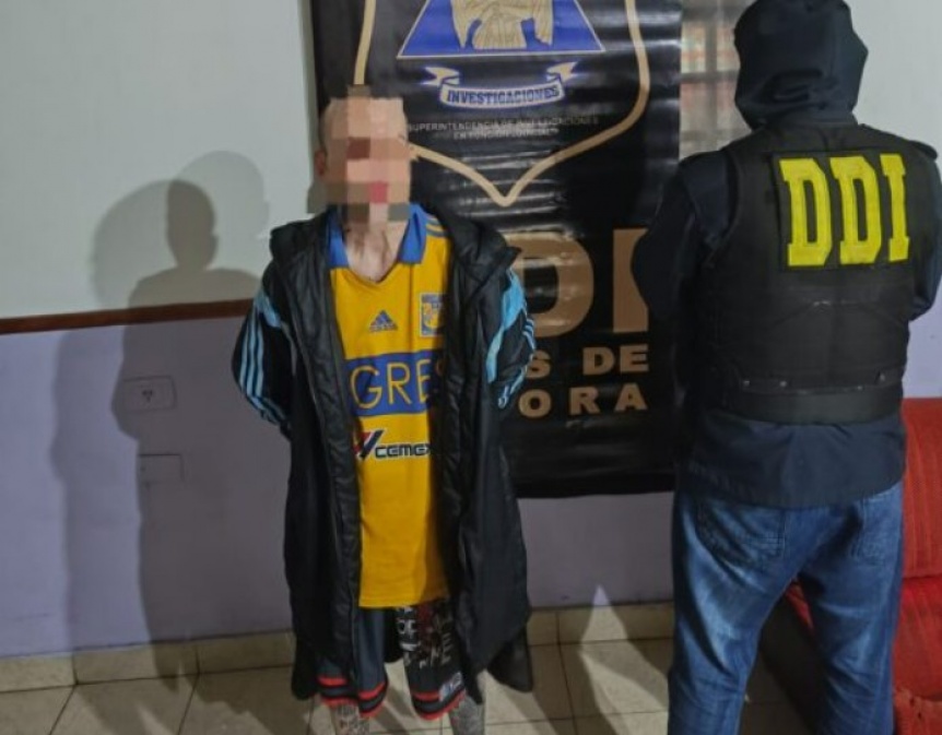 Detuvieron a un hombre acusado de filmar a su hijo de 9 años fumando marihuana en Lomas de Zamora
