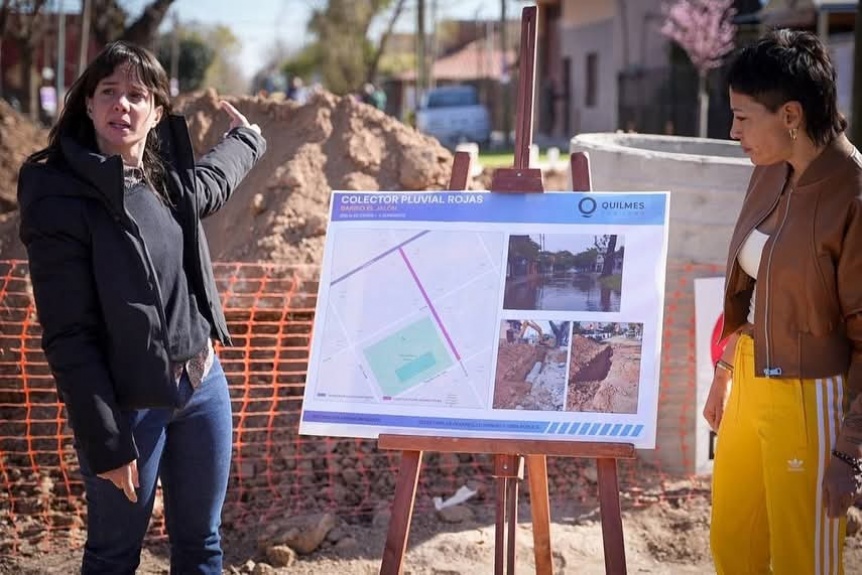 Mayra Mendoza y Ceci Soler supervisaron la construcción de sumideros en el Polo Educativo de Ezpeleta Oeste