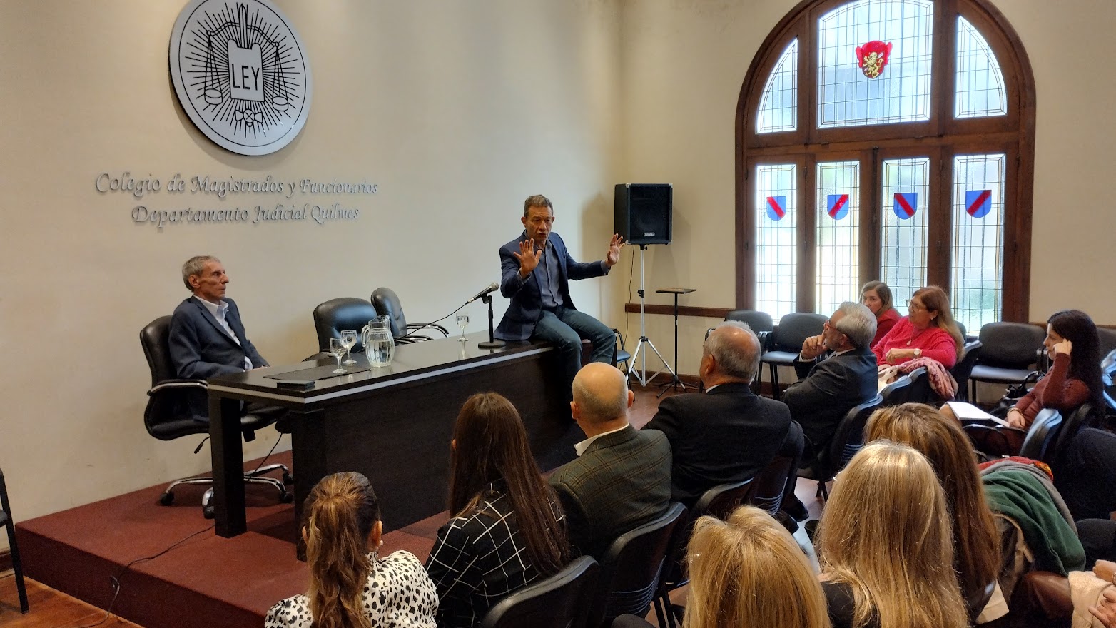 Disertación de excelencia sobre juicio por jurados del doctor Martín Sabelli en el Colegio de Magistrados de Quilmes