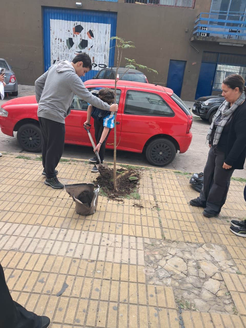 Acto por los derechos de los estudiantes secundarios y mantener viva la memoria en la EES N° 15 de Quilmes