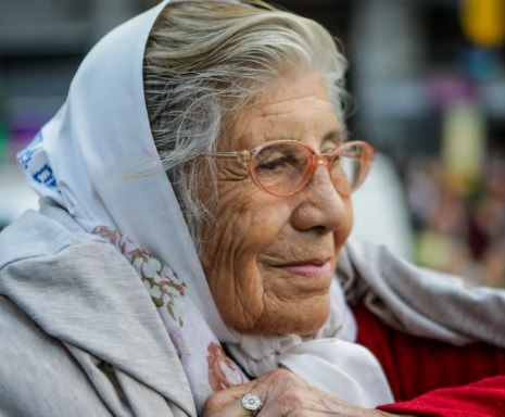 Falleció Azucena Díaz de Teján, Madre de Plaza de Mayo