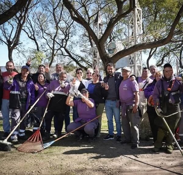 Mayra Mendoza supervisó un operativo de limpieza en Quilmes Oeste