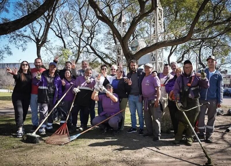Mayra Mendoza supervisó un operativo de limpieza en Quilmes Oeste