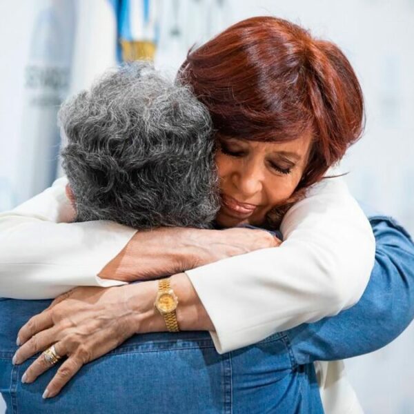 Cristina Kirchner fue internada por un dolor abdominal