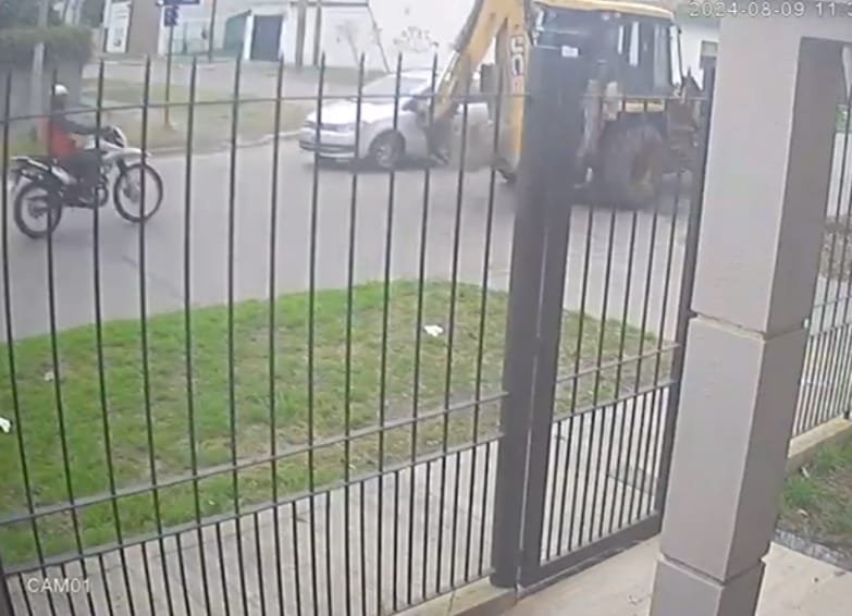 Elevan a juicio la causa contra conductor de grúa mecánica imputado por el homicidio de motociclista en Berazategui