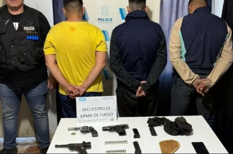 Un celular permitió detener a tres acusados de intentar robar un camión de correos