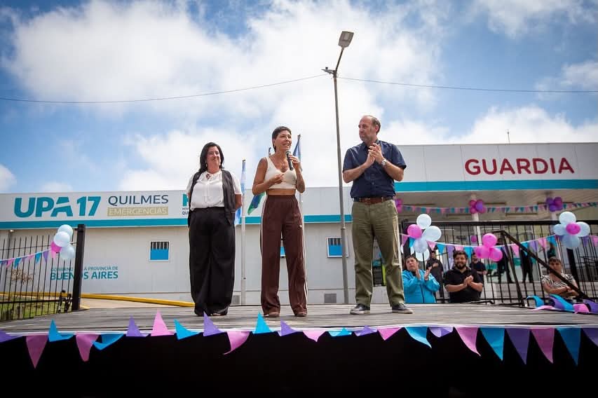 Mayra Mendoza participó del acto por el 10° aniversario del UPA 17 de Bernal Oeste